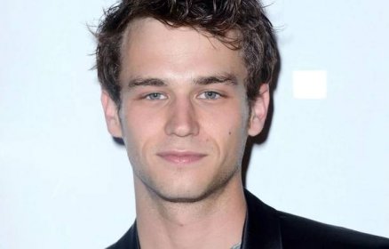 '13 Reasons Why' star Brandon Flynn on coming out at 14, finding his chosen family and getting sober