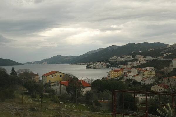 Neum: Zastínil Chorvatsko? Objevte skrytý ráj Jadranu bez davů i přepálených cen
