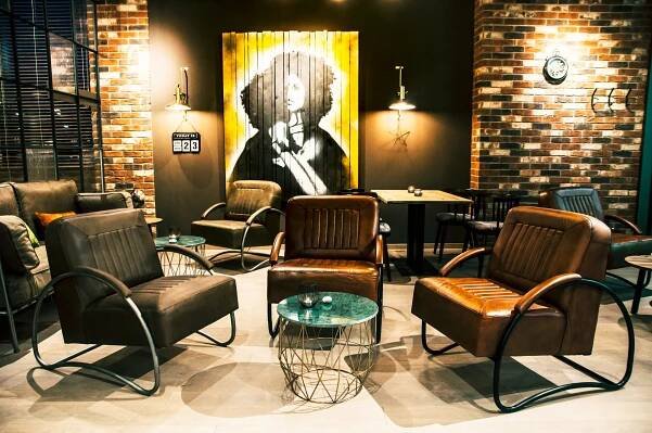 Restaurant Heidelberg Metropolis am Luxor Kino Bar-Mittagsbuffet-Brunch