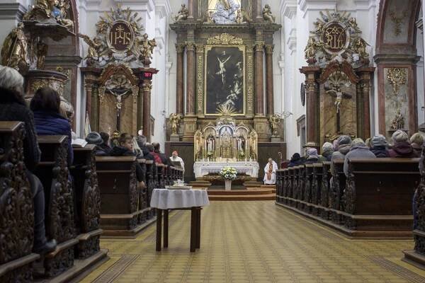 Mše sv. s kardinálem D. Dukou 20. 11. 2022 | Římskokatolické farnosti u kostela sv. Mikuláše a kostela sv. Kříže ve Znojmě