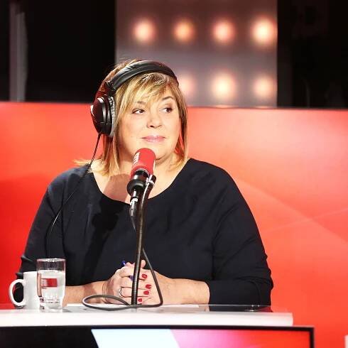 VIDÉO - Les Grosses Têtes : Michèle Bernier a un faible pour Sébastien Thoen