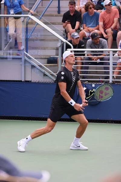 Soubor:Márton Fucsovics (2023 US Open) 01.jpg – Wikipedie