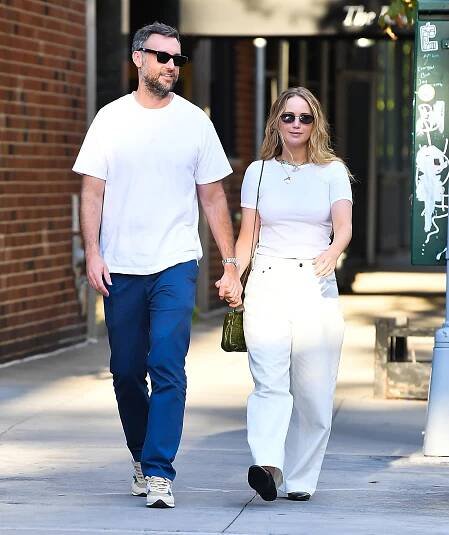 Cooke Maroney, Jennifer Lawrence