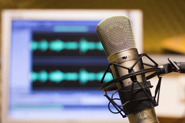 INFOSERVIS: Regionální stanice Českého rozhlasu začnou v prosinci vysílat nový pořad Slavné dvojiceZa krásnější Vimperk