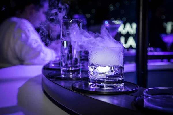 Rolls-Royce Middle East: back to black