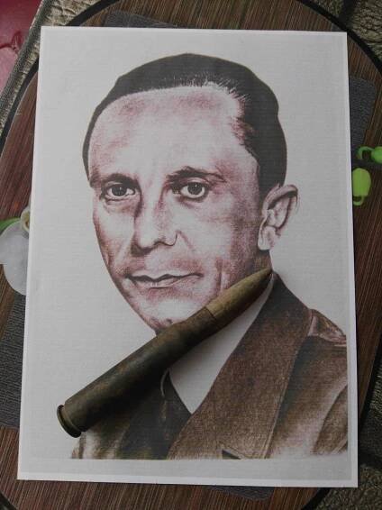 osobnosti třetí říše Joseph Goebbels foto tisk pouze česká rep. - Vojenské sběratelské předměty