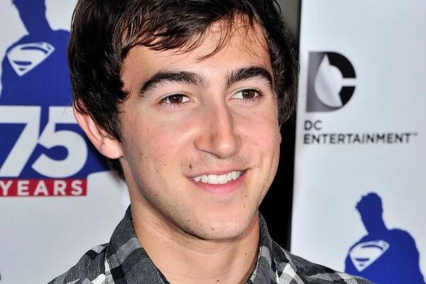24 Mind-blowing Facts About Vincent Martella