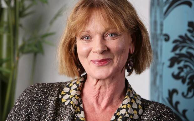 18-captivating-facts-about-samantha-bond