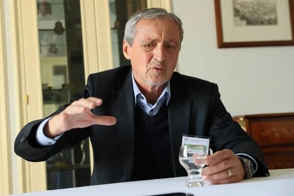 Stropnický před třetím rozvodem s Žilkovou: První ženu si vzal dvakrát, románek měl i s Kolářovou!