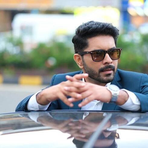 Sreeram Ramachandran: Check Out the Wiki, Age, Biography, Family, and 22+ HD Photos 17