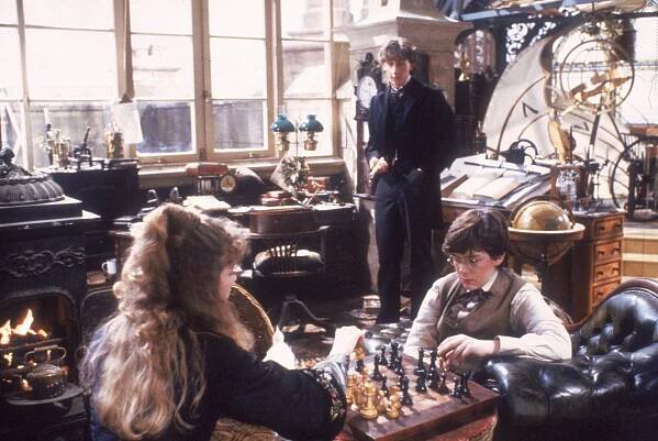 Mladý Sherlock Holmes - Z filmu - Nicholas Rowe, Alan Cox