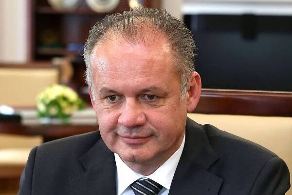 Drama v rodině exprezidenta Kisky: Několikatýdenní Theo spadl na hlavu a poranil si lebku