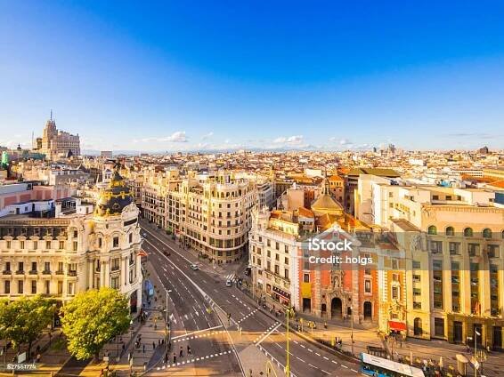 Stock fotografie Calle De Alcala Madrid Španělsko – stáhnout obrázek nyní - Madrid, Město, Španělsko