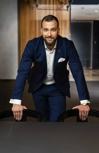 Vojtěch Špatný / Benefitas / Brno - Tomáš Nosil výjimečné fotografie pro výjimečné osobnosti