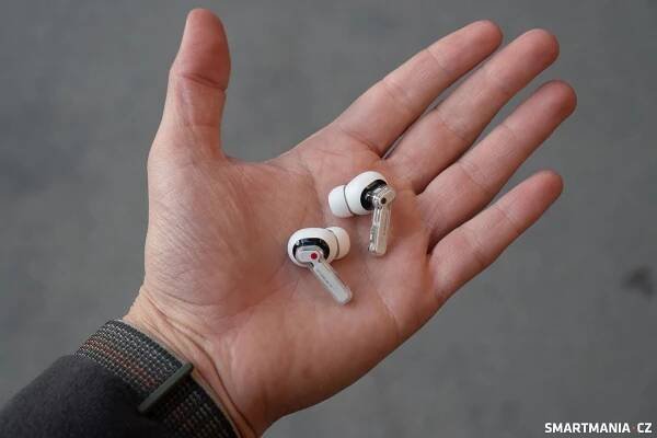 Nothing Ear (a)