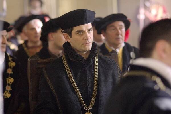 Tudorovci - Všechno je krásné - Z filmu - James Frain