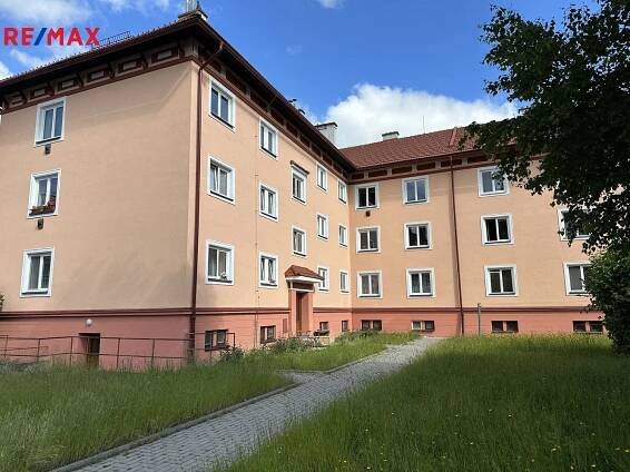 Pronájem Byt 1+1, Julia Fučíka, Rožnov pod Radhoštěm, okres Vsetín