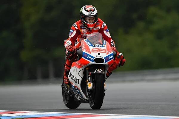 Jorge-Lorenzo-MotoGP-sobcak-004