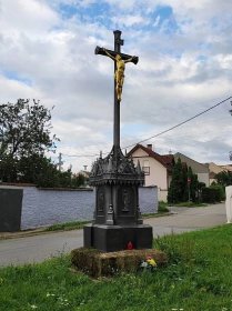 Soubor:Brno, Wainerovo náměstí, kříž.jpg – Wikipedie
