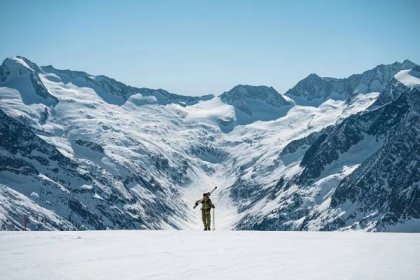 5 tyrolských ledovců už lyžuje, rozjíždějí se i snowparky – AKTIV TONO – Tomáš Nohejl