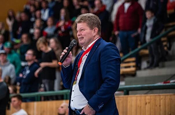 Tomáš Neumann vyráží s futsalem za fotbalovými kluby. Sestavil tým odborníků