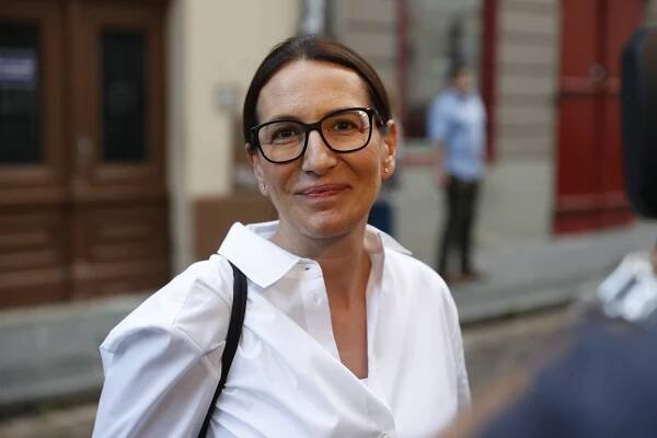 Obrazem: Jak to voliči dokázali? Tolik rozesmátých politiků v jeden den