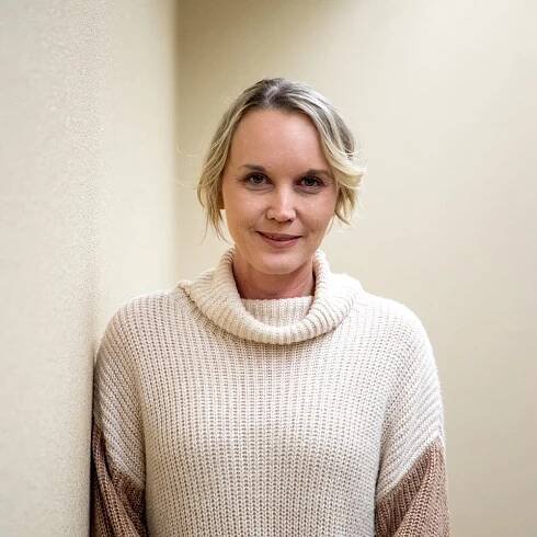 Kim Allen Headshot