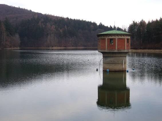 Vodní nádrž Koryčany - info, ubytování, stav vody, počasí, foto