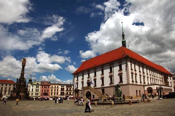 Důvod a způsob založení povinného subjektu - statutárního města Olomouce