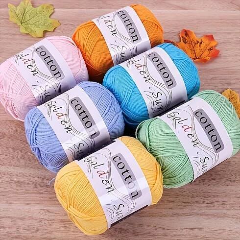 200G cotton yarn, medium and fine crochet thread, suitable for hand-knitted coats, hats, dolls and small blankets. 45g/ piece, 4pcs/ bag, a total of 1