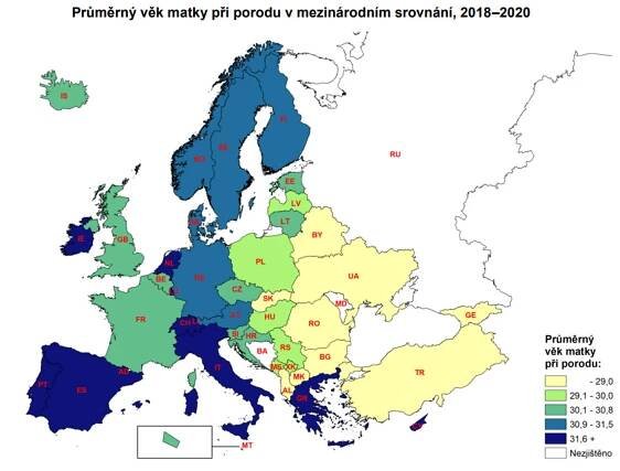Graf - Průměrný věk matky při porodu v mezinárodním srovnání - Plodnost vzrostla (6/6)