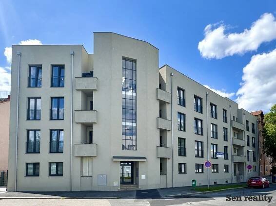 Prodej bytu 2+kk 37 m2 - Zengrova 441/1, Kolín IV