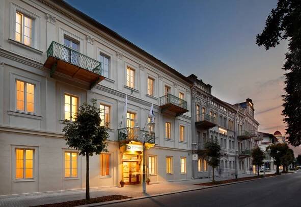 Pobyt Seniorský pobyt, 6 nocí - Badenia Hotel Praha | Lázně Travel