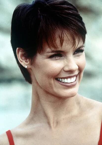 Pobřežní hlídka - Cesta domů - Z filmu - Alexandra Paul