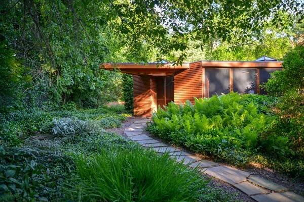 A Handsome, Hexagonal Home by Frank Lloyd Wright - Decor Report