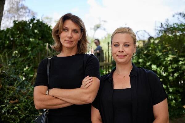 Die Liesl von der Post - Jugendsünden - Z filmu - Caroline Frank, Katharina Straßer