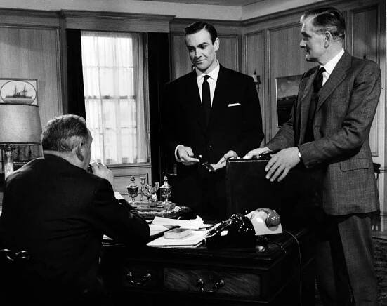 Desmond Llewelyn - Actor