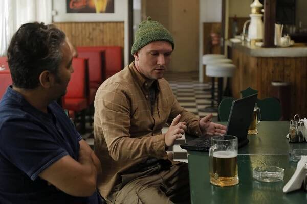 A Nagy Fehér Főnök - Episode 5 - Z filmu - Zsolt Fekete-Lovas, István Dankó
