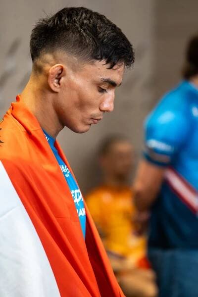 FOTO: MMA zápasník Daniel Torres. – stránka 155
