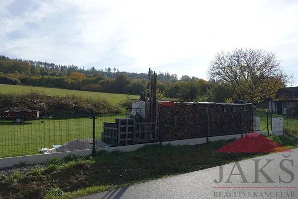Sušice - Chmelenská; stavební pozemek 457 m2 s výhledem