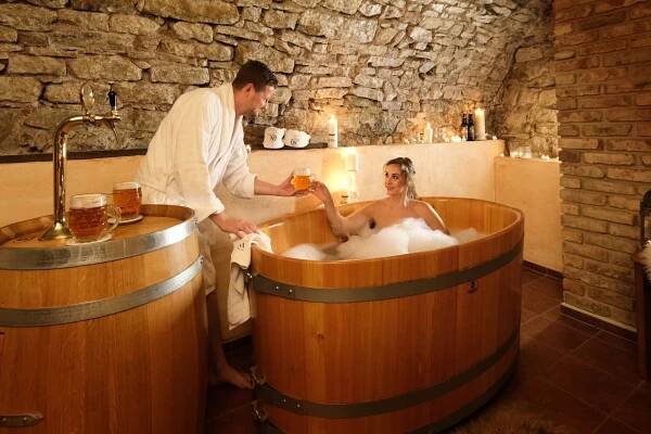 Zámek Wichterle - hotel a pivní lázně ve Slavičíne