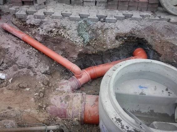 Rekonstrukce kanalizace - Obec Jílovice