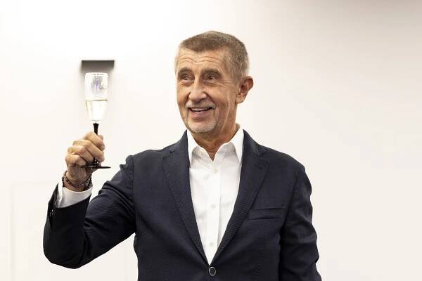Hnutí ANO vyhrálo senátní volby 2024 i ve druhém kole. Naopak ODS obhájila jen polovinu mandátů.