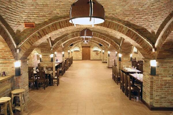 Kállai vináreň a penzión, Fiľakovo | Hotel.cz