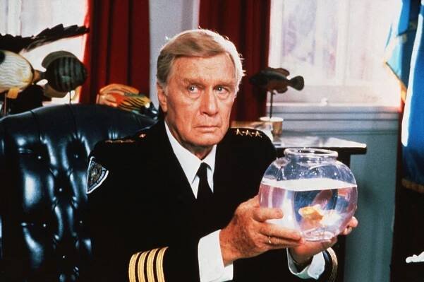 Zemřel George Gaynes, Eric Lassard z Policejní akademie