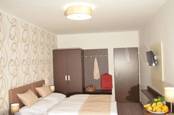 Hotel Atlas Benesov  Exteriér fotografie