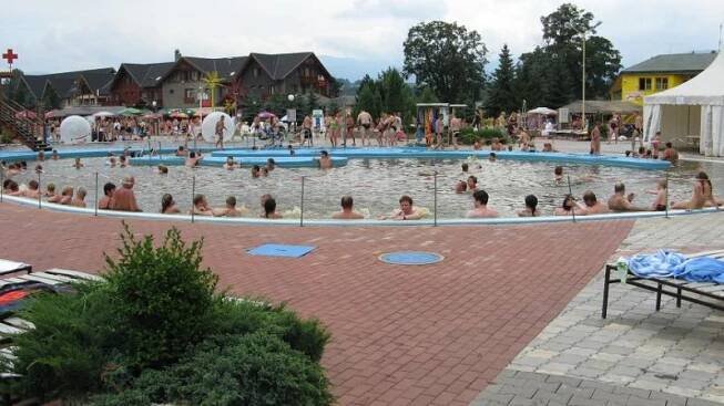 Termální bazén