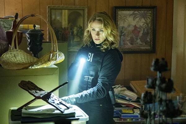 FBI - Shantel VanSanten - 'Face Off'