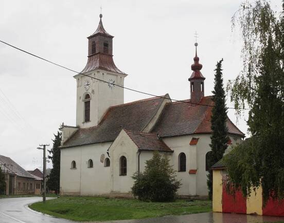 Římskokatolická farnost Cvrčovice