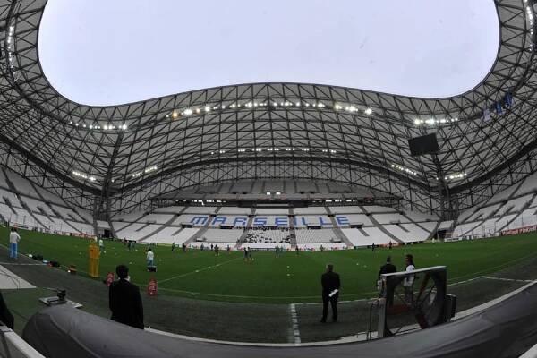 Stade Vélodrome, domácí stadion Olympique Marseille, bude... | iROZHLAS - spolehlivé zprávy